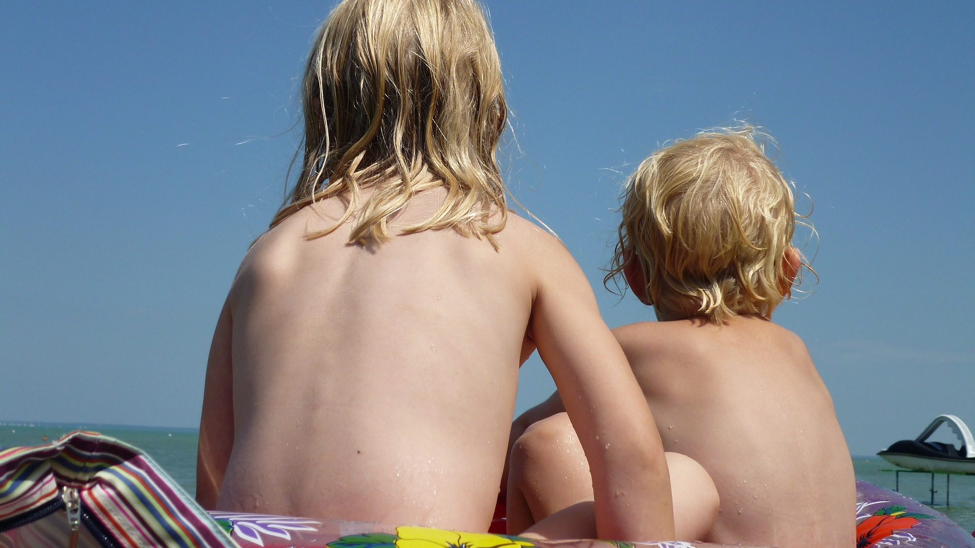 swim-338747_1920